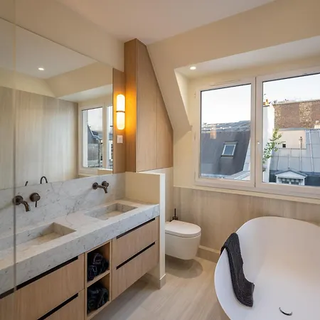 Luxury 3 Bedrooms Next To Opera Garnier - Sa33 *