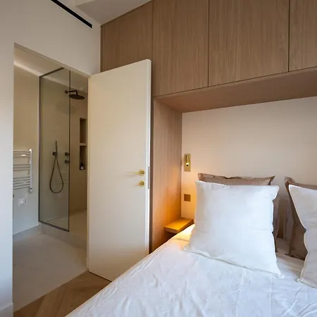Luxury 3 Bedrooms Next To Opera Garnier - Sa33 *